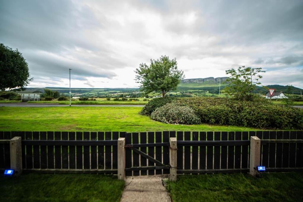 Binevenagh View, Magilligan Holiday Let Limavady Eksteriør bilde